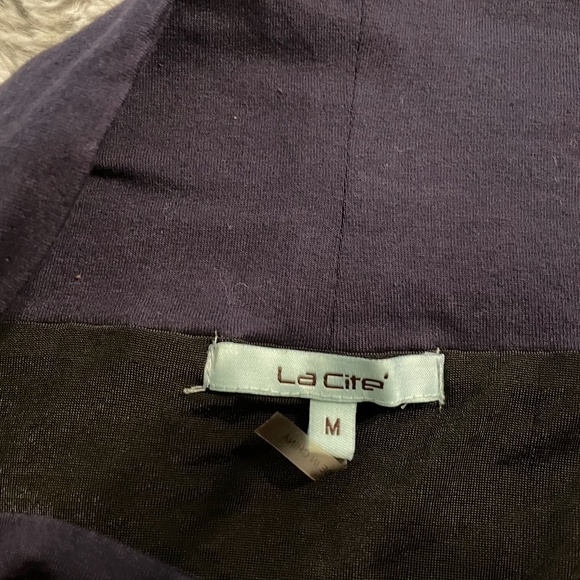 LA Cite blue  Sequined Pencil Skirt Sz M, NWOT - Picture 3 of 4